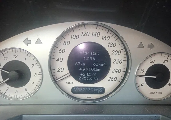 samochody osobowe Mercedes-Benz Klasa E cena 16000 przebieg: 382000, rok produkcji 2003 z Śrem